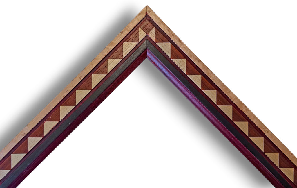 Biblos 50, Placage dentelé padouk frêne